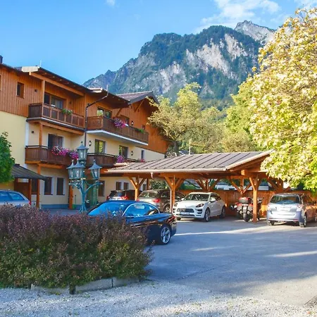 Garten - Sallerhof Szálloda Grödig