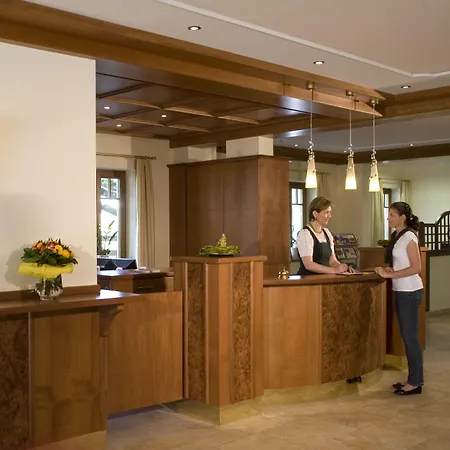 Szálloda Garten - Sallerhof Grödig