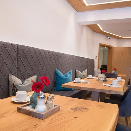 Garten - Sallerhof Hotel