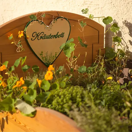 Garten - Sallerhof Hotel Grödig