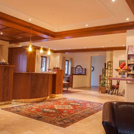 Hotell Garten - Sallerhof Grödig