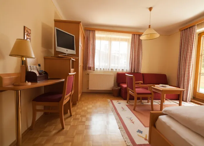 호텔 Garten - Sallerhof 그로딕