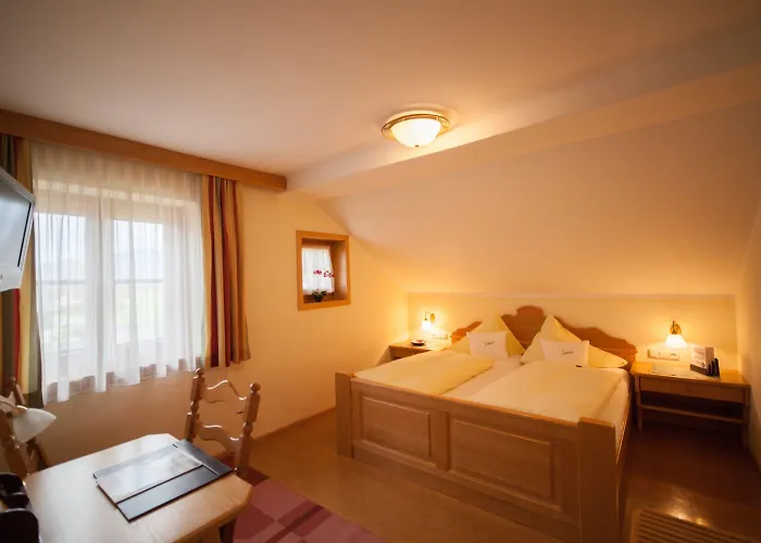 호텔 Garten - Sallerhof 그로딕